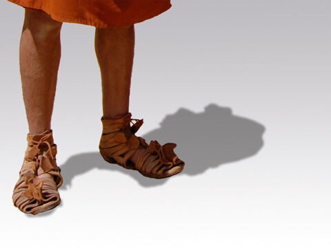 Soldado romano con sandalias de cuero para tener movilidad. – Número de diapositiva 7