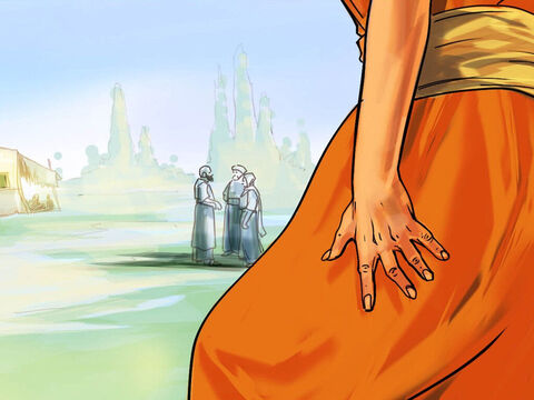 Un día, mientras Pablo y Silas iban al lugar de oración, conocieron a una esclava que tenía un espíritu oculto que le permitía predecir el futuro. Ganaba mucho dinero para sus amos adivinando la suerte. – Número de diapositiva 2