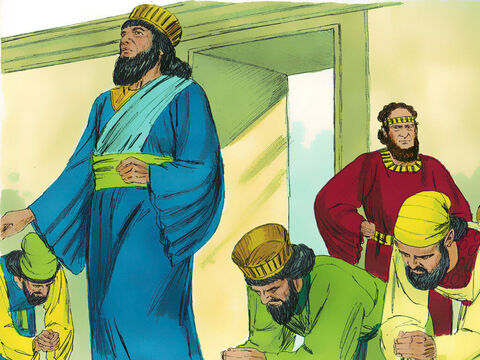 Capítulo 3: el rey promovió a Amán por encima de todos los otros príncipes para ser el segundo más poderoso en el reino. Todos los siervos que trabajaban en la puerta del rey se inclinaban ante Amán cuando entraba. Sin embargo, Mardoqueo no se inclinaba ante Amán ni le mostraba reverencia. – Número de diapositiva 14