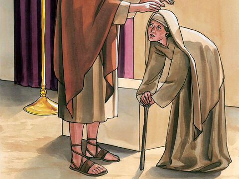 Cuando Jesús la vio, la llamó y le dijo: “Mujer, ya estás libre de tu enfermedad”. Entonces puso las manos sobre ella,... – Número de diapositiva 3