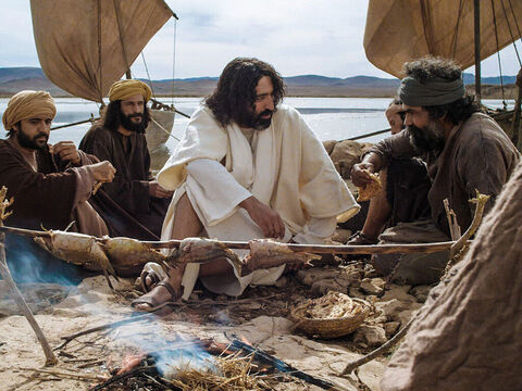 Pedro se sintió herido porque Jesús le preguntó por tercera vez: "¿Me amas?" Él respondió: "Señor, tú lo sabes todo – Número de diapositiva 7