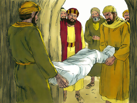 Cuando los discípulos de Juan se enteraron de que había sido ejecutado, fueron a la fortaleza de Herodes, cerca del Mar Muerto, para recoger el cuerpo de Juan y enterrarlo. – Número de diapositiva 12