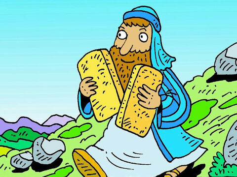 Moisés volvió a subir al monte, con dos tablas de piedra nuevas. Dios volvió a darle a Moisés las nuevas reglas. "Dile al pueblo que viva según estas reglas", dijo Dios. – Número de diapositiva 5