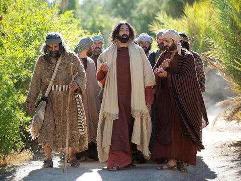 Jesús, sus discípulos y una gran multitud salían de Jericó, en su camino a Jerusalén. – Número de diapositiva 1