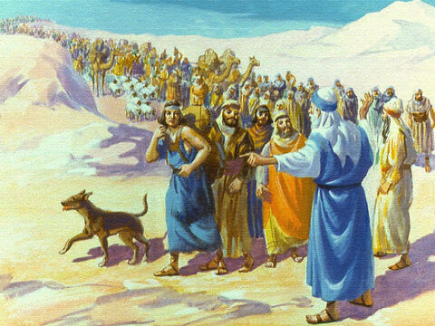 Puede que Moisés no entendiera por qué, pero confió en el Señor y dio la orden de volverse hacia el Mar Rojo. La gente tampoco entendió pero hizo lo que su líder le dijo que hiciera. – Número de diapositiva 20