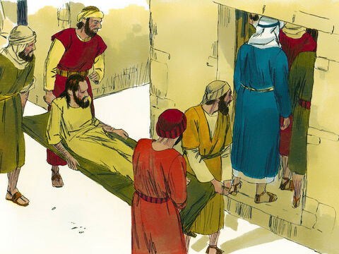 LLegaron cuatro hombres que llevaban a un amigo paralítico y querían que Jesús lo curara. Pero la multitud que había alrededor de la casa era tan grande que no había manera de entrar. – Número de diapositiva 2