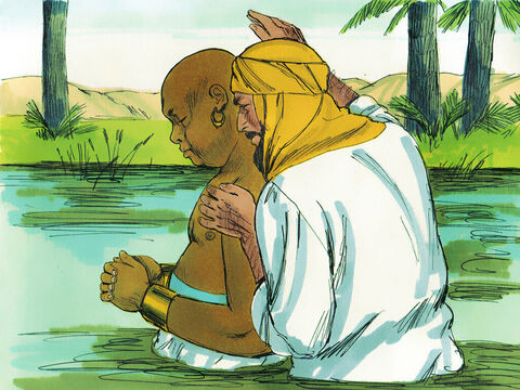 El etíope entró al agua, donde Felipe lo bautizó. Cuando Felipe salió del agua, el Espíritu del Señor se lo llevó y apareció en Azoto (Azotus), donde predicó en todas las aldeas mientras viajaba el norte a Cesárea. – Número de diapositiva 10