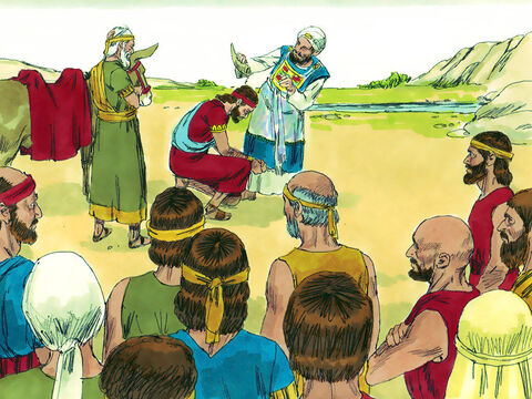 Cuando Salomón llegó a Gihón, Zadok el sacerdote tomó y cuerno de aceite sagrado y ungió a Salomón como rey. Entonces sonó la trompeta y todos gritaron:<br/>–¡Larga vida al Rey Salomón! – Número de diapositiva 8